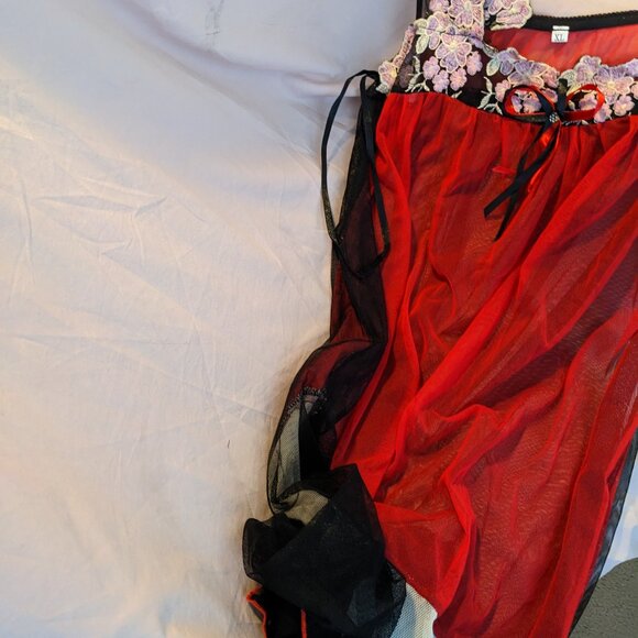 Mesh Sexy Nightgown W;/G String Panties Size XL Red & Black See Through New W/T - Picture 3 of 5